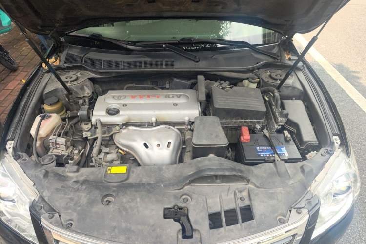 Used Toyota Camry 2013 200G Classic Luxury Edition Engine Bay