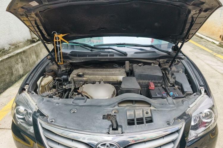 Used Toyota Camry 2013 200G Classic Luxury Edition Engine Bay