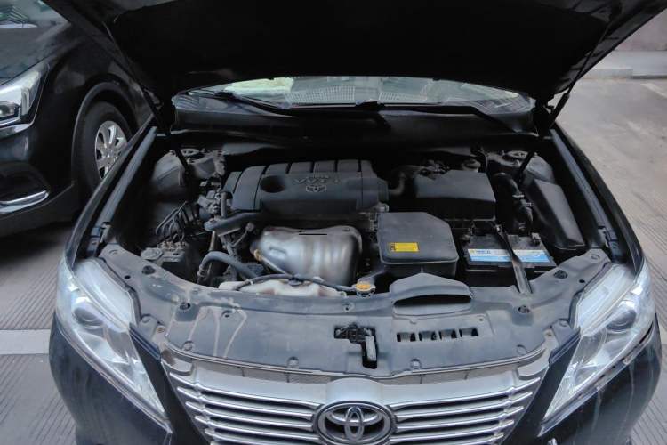 Used Toyota Camry 2013 2.5G Comfort Edition Engine Bay