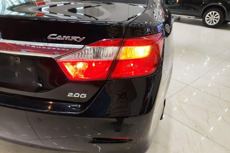 Used Toyota Camry 2013 2.0G Comfort Edition Exterior 3