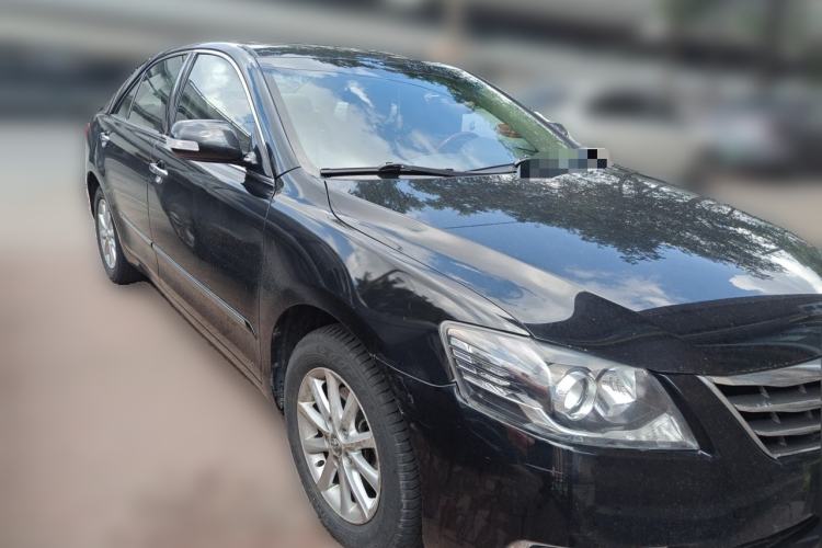 Used Toyota Camry 2013 200G Classic Luxury Edition Front Right 45 Deg