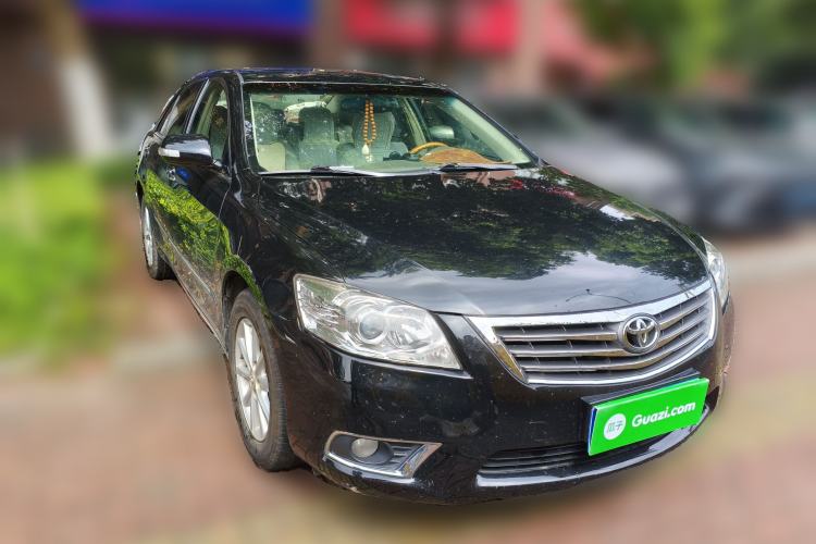 Used Toyota Camry 2013 200G Classic Luxury Edition Front Right 45 Deg