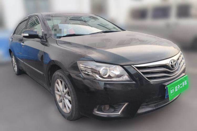 Used Toyota Camry 2013 200G Classic Luxury Edition Front Right 45 Deg