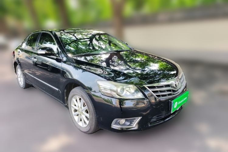 Used Toyota Camry 2013 200G Classic Luxury Edition Front Right 45 Deg