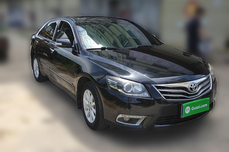 Used Toyota Camry 2013 200G Classic Luxury Edition Front Right 45 Deg