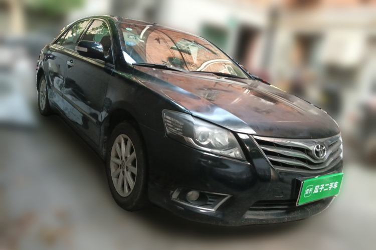 Used Toyota Camry 2013 200G Classic Luxury Edition Front Right 45 Deg