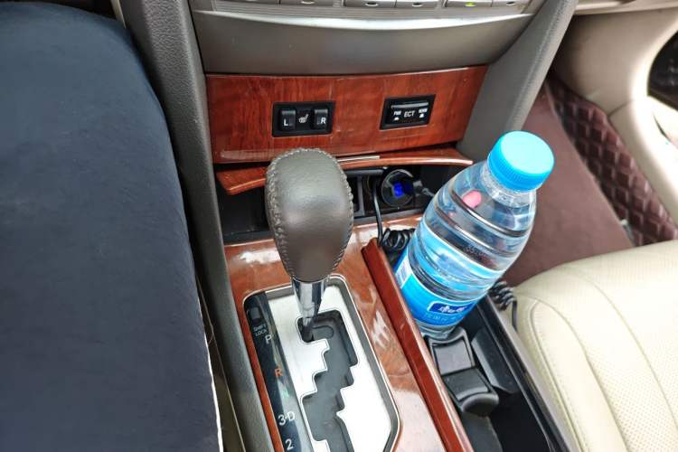 Used Toyota Camry 2013 200G Classic Luxury Edition Gear Lever