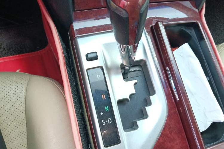 Used Toyota Camry 2013 2.0G Comfort Edition Gear Lever