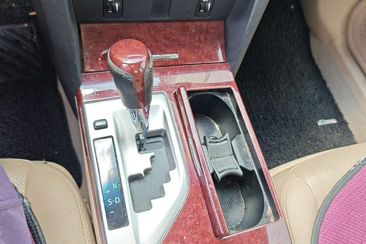 Used Toyota Camry 2013 2.5G Comfort Edition Gear Lever