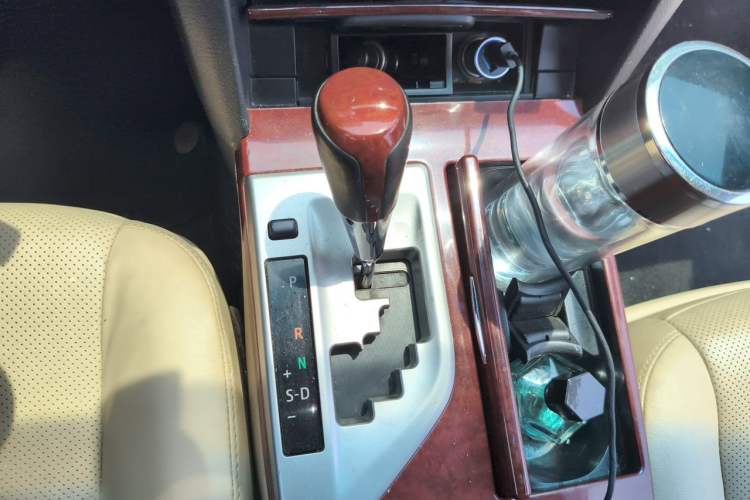 Used Toyota Camry 2013 2.0G Comfort Edition Gear Lever