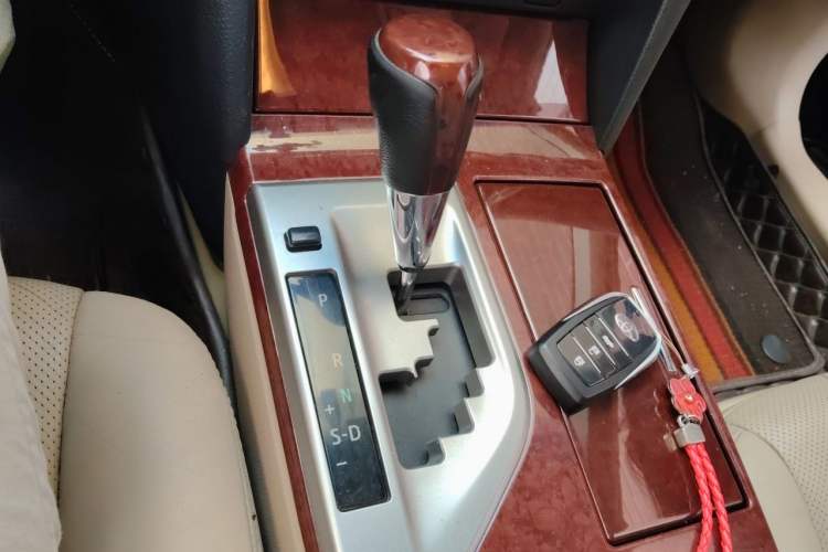 Used Toyota Camry 2013 2.0G Comfort Edition Gear Lever