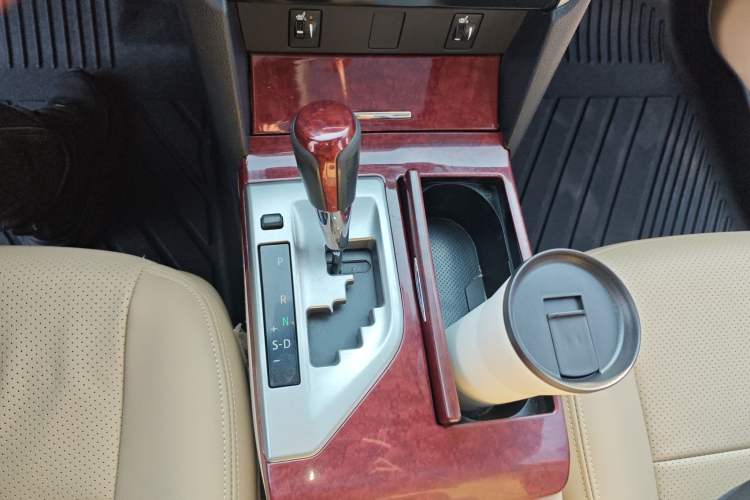 Used Toyota Camry 2013 2.0G Comfort Edition Gear Lever