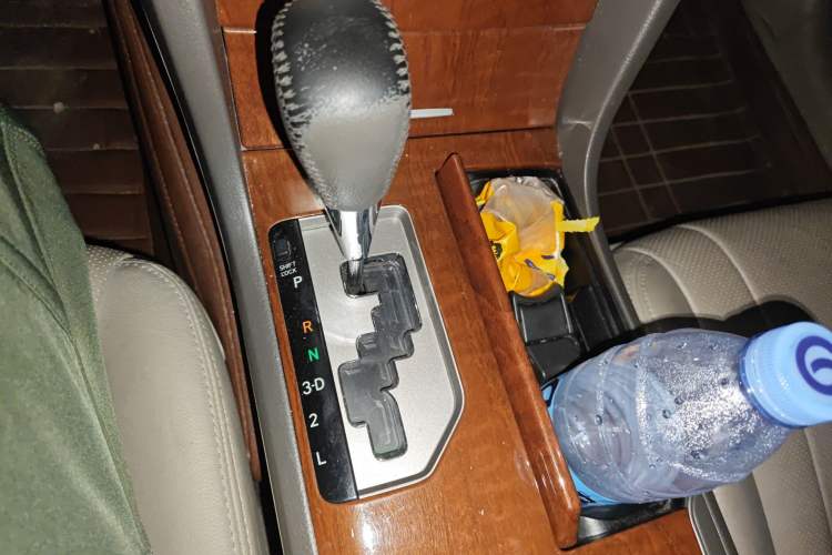 Used Toyota Camry 2013 200G Classic Luxury Edition Gear Lever