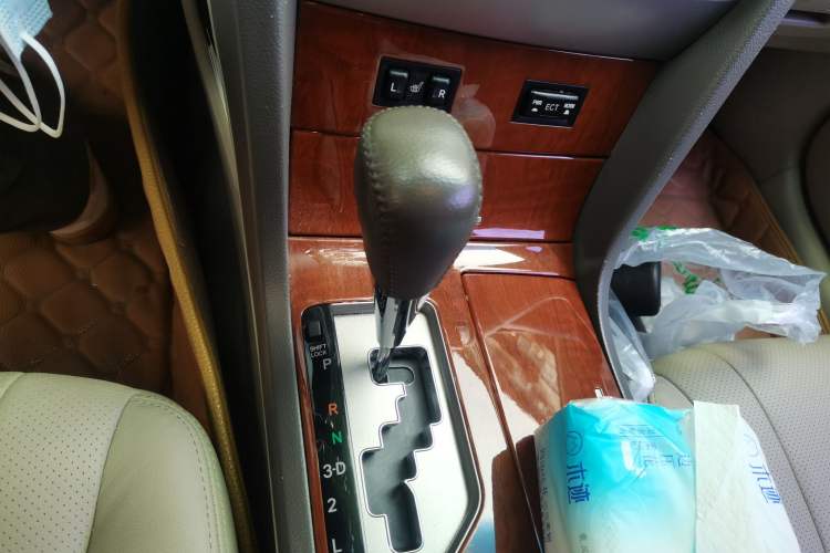 Used Toyota Camry 2013 200G Classic Luxury Edition Gear Lever