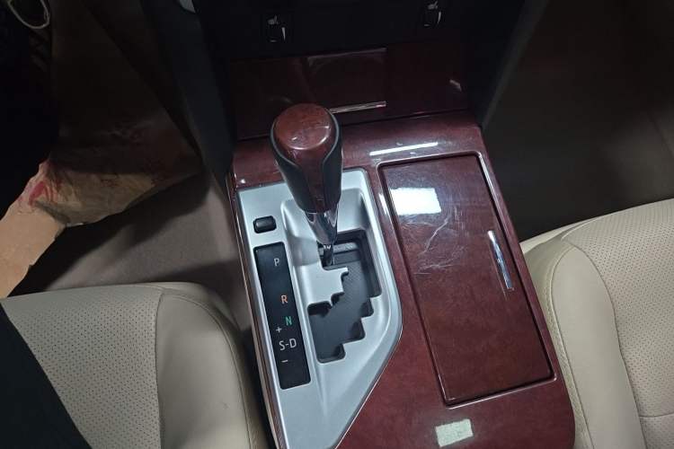 Used Toyota Camry 2013 2.5G Comfort Edition Gear Lever