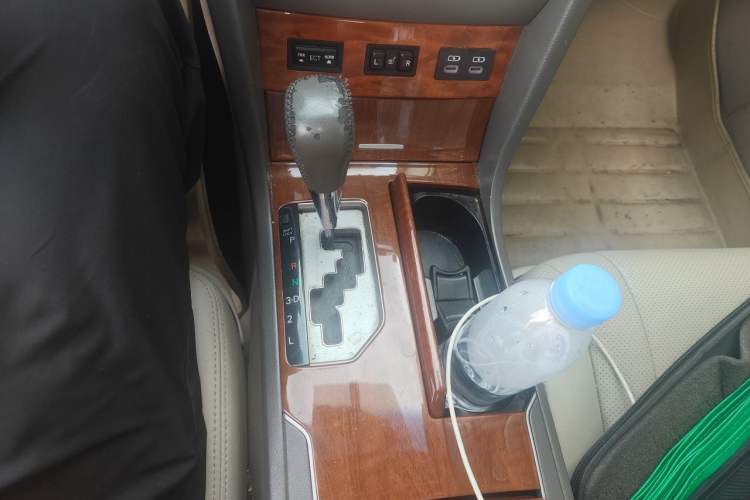 Used Toyota Camry 2013 200G Classic Luxury Edition Gear Lever