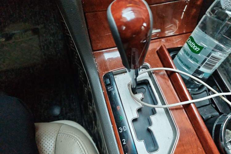 Used Toyota Camry 2013 200G Classic Luxury Edition Gear Lever