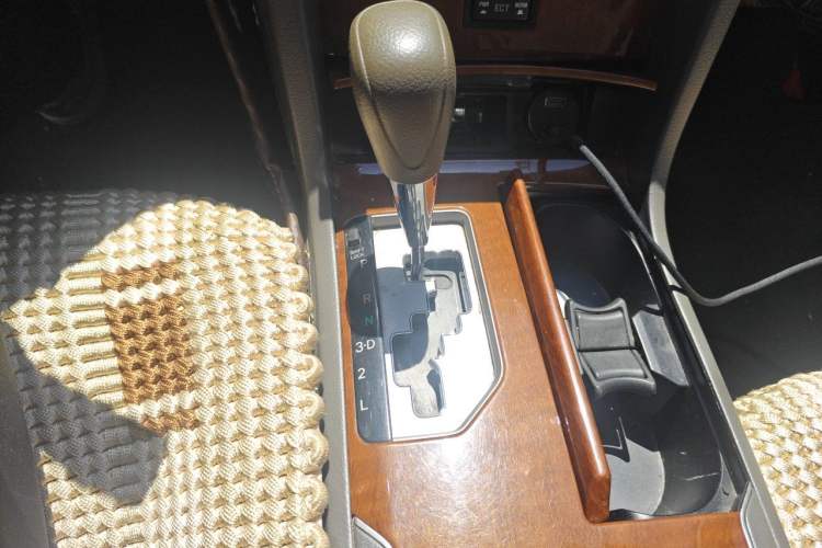 Used Toyota Camry 2013 200E Classic Elite Edition Gear Lever