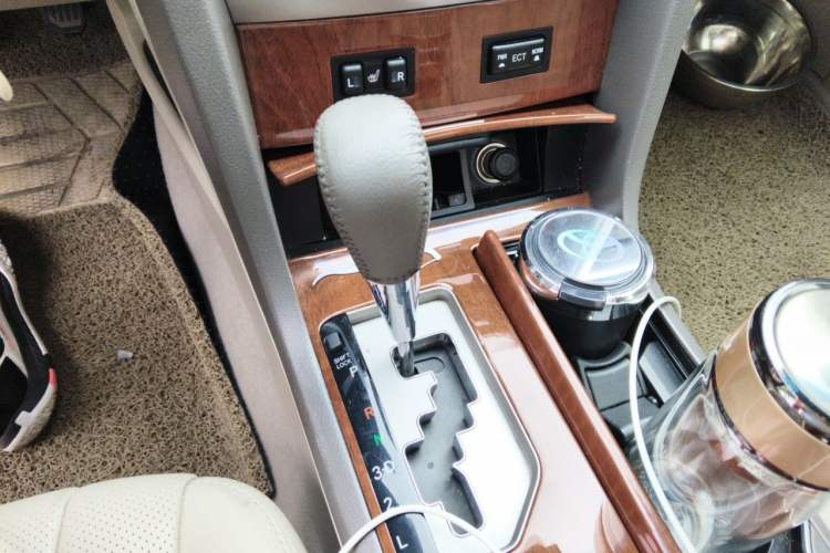 Used Toyota Camry 2013 200G Classic Luxury Edition Gear Lever