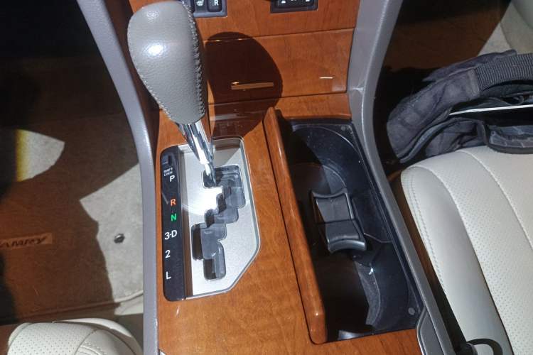 Used Toyota Camry 2013 200G Classic Luxury Edition Gear Lever