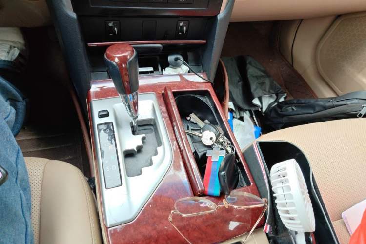 Used Toyota Camry 2013 2.5G Comfort Edition Gear Lever