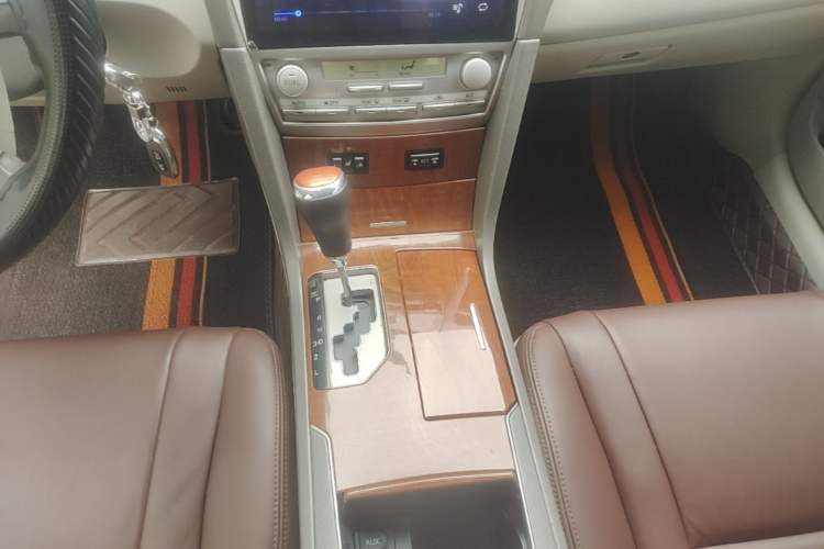 Used Toyota Camry 2013 200G Classic Luxury Edition Gear Lever