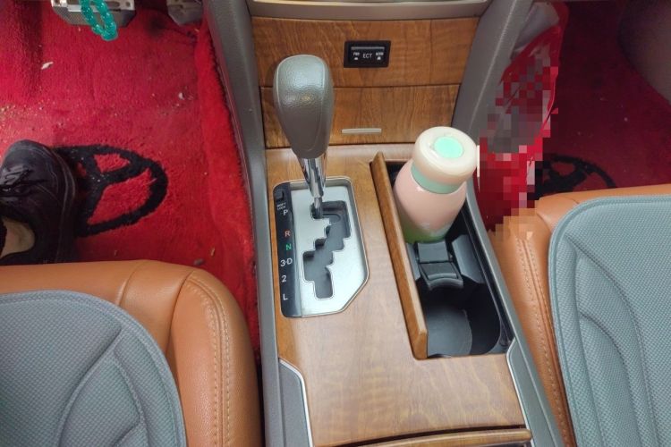 Used Toyota Camry 2013 2.0E Elite Edition Gear Lever