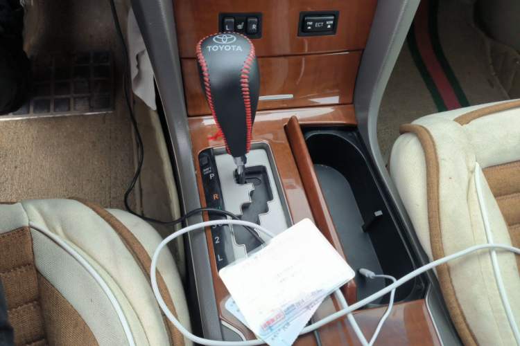 Used Toyota Camry 2013 200G Classic Luxury Edition Gear Lever