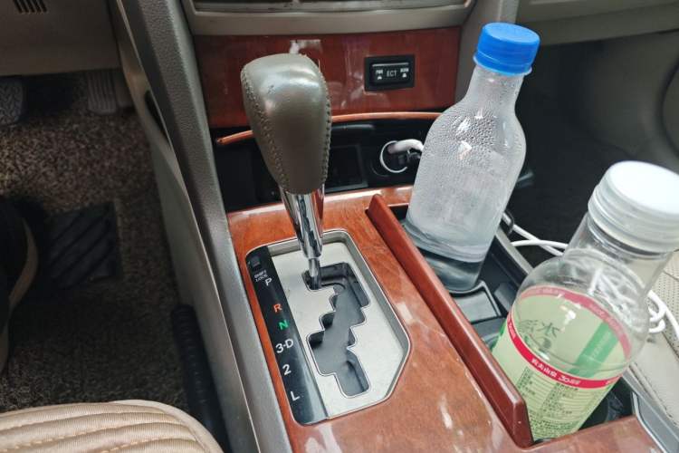 Used Toyota Camry 2013 200G Classic Luxury Edition Gear Lever