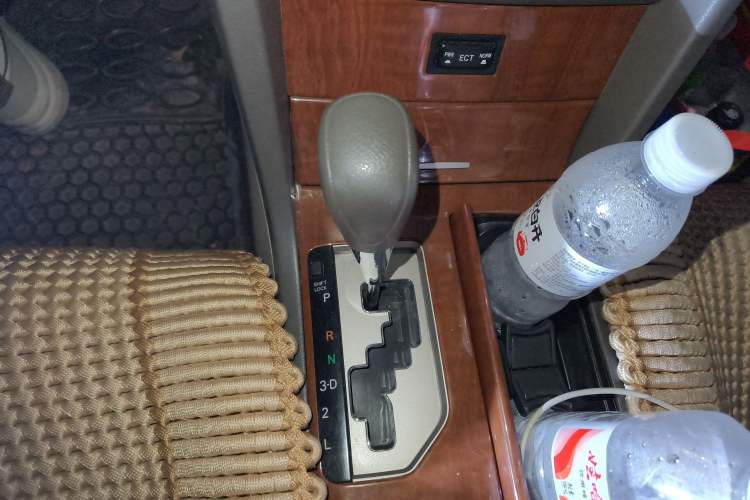Used Toyota Camry 2013 200E Classic Elite Edition Gear Lever