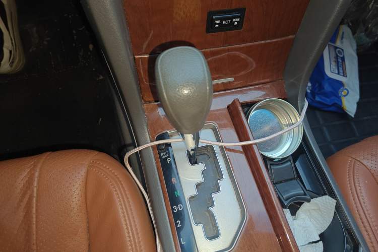 Used Toyota Camry 2013 200E Classic Elite Edition Gear Lever