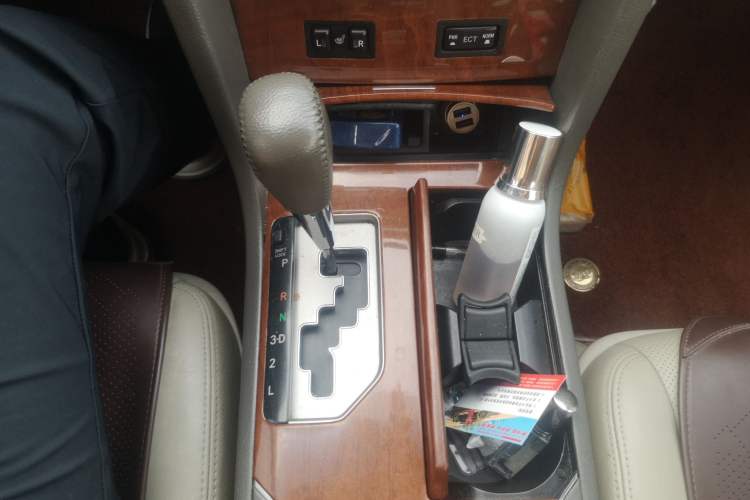 Used Toyota Camry 2013 200G Classic Luxury Edition Gear Lever