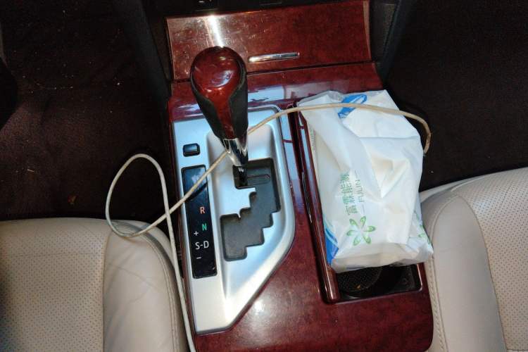 Used Toyota Camry 2013 2.0G Comfort Edition Gear Lever