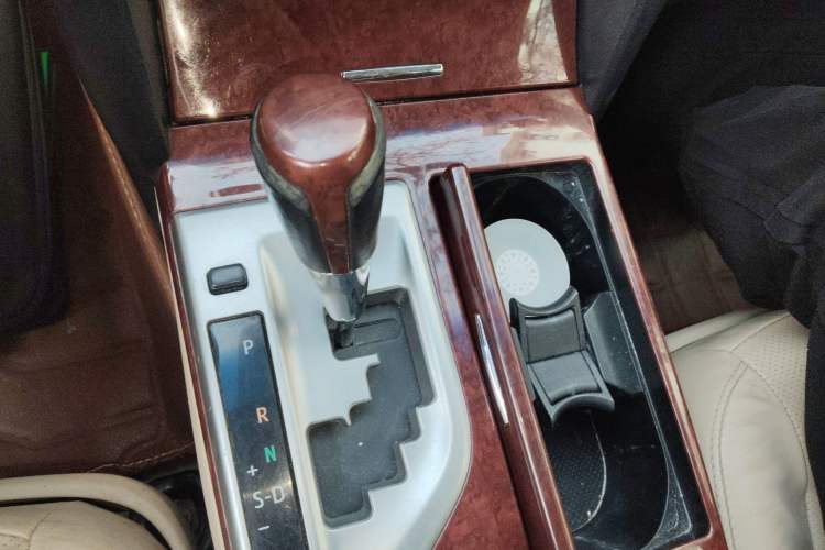 Used Toyota Camry 2013 2.0G Comfort Edition Gear Lever