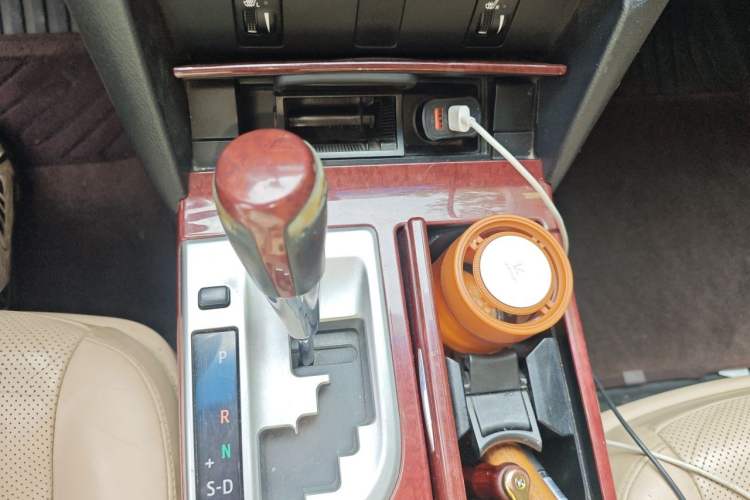 Used Toyota Camry 2013 2.0G Comfort Edition Gear Lever