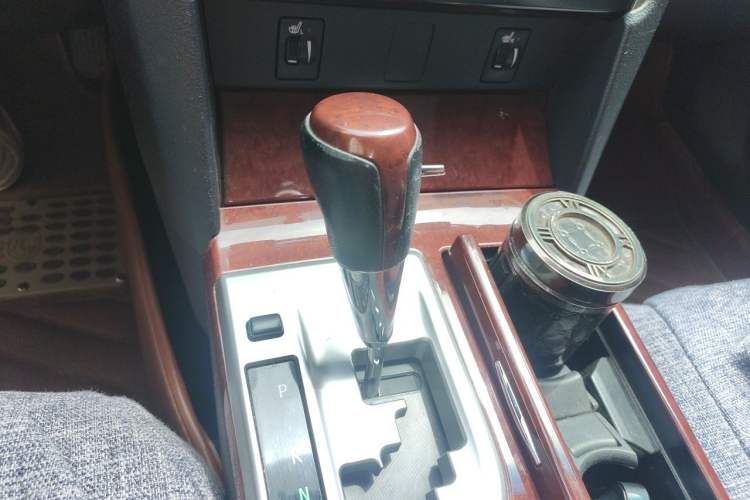Used Toyota Camry 2013 2.0G Comfort Edition Gear Lever