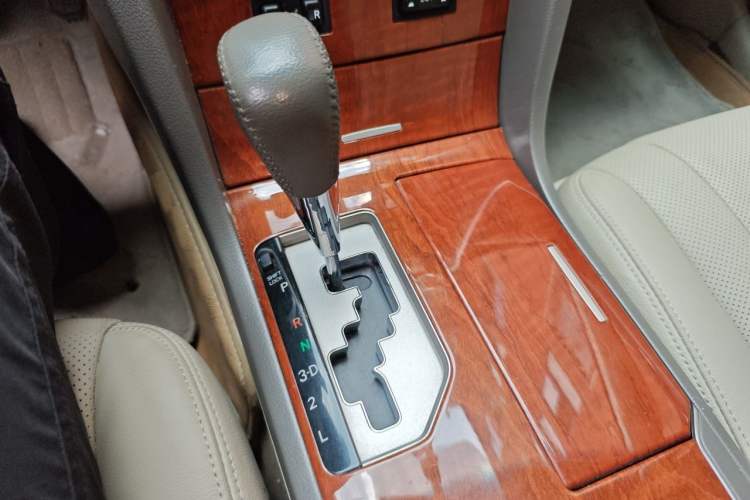 Used Toyota Camry 2013 200G Classic Luxury Edition Gear Lever