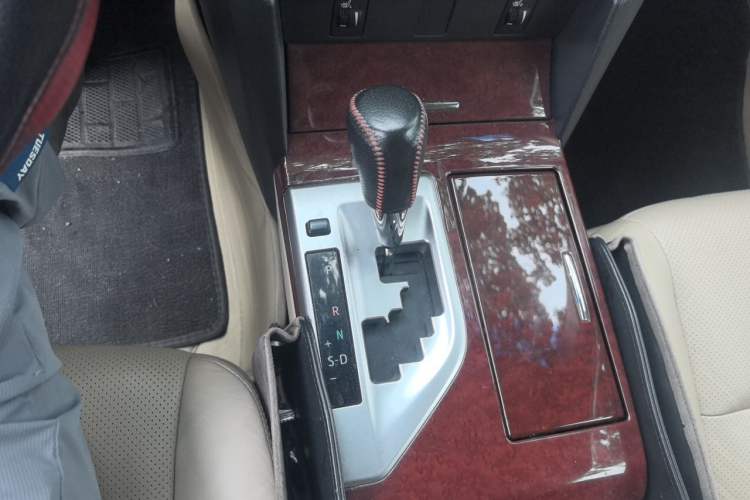 Used Toyota Camry 2013 2.0G Comfort Edition Gear Lever