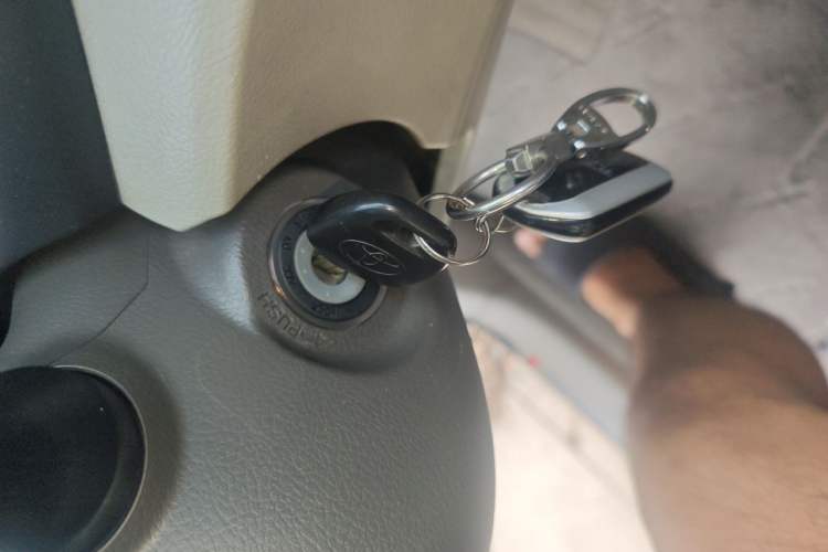 Used Toyota Camry 2013 200E Classic Elite Edition Gear Lever