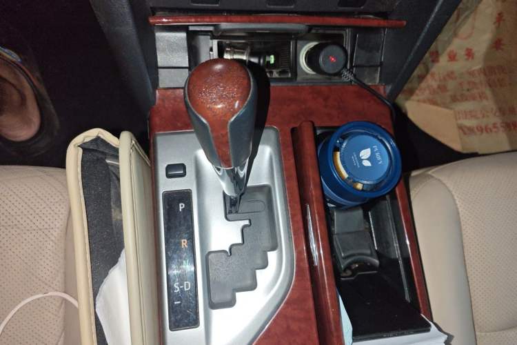 Used Toyota Camry 2013 2.0G Comfort Edition Gear Lever