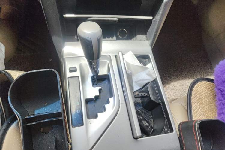 Used Toyota Camry 2013 200G Classic Luxury Edition Gear Lever