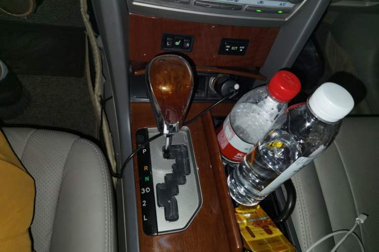 Used Toyota Camry 2013 200G Classic Luxury Edition Gear Lever