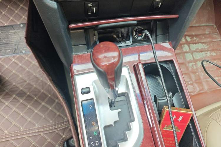 Used Toyota Camry 2013 2.0G Comfort Edition Gear Lever
