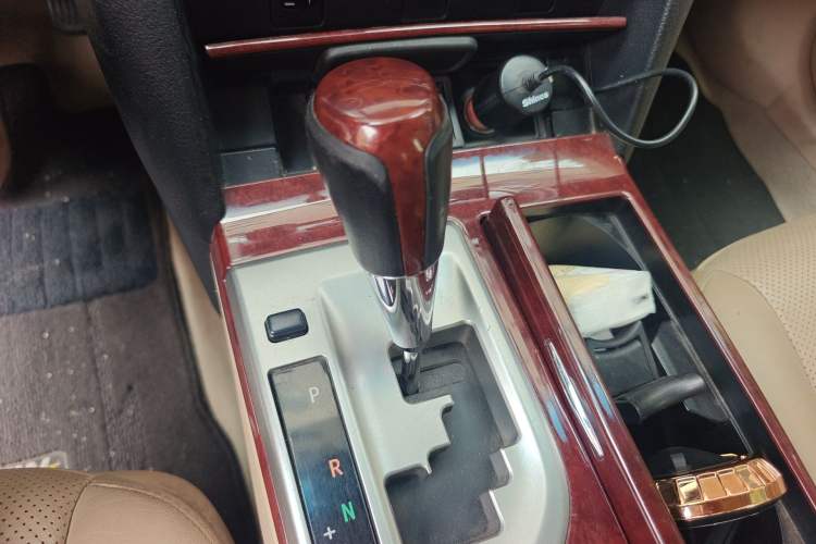 Used Toyota Camry 2013 2.0G Comfort Edition Gear Lever