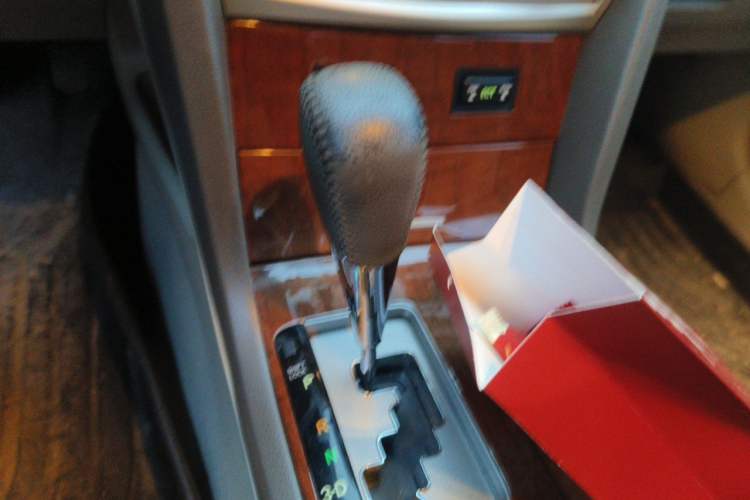Used Toyota Camry 2013 200G Classic Luxury Edition Gear Lever
