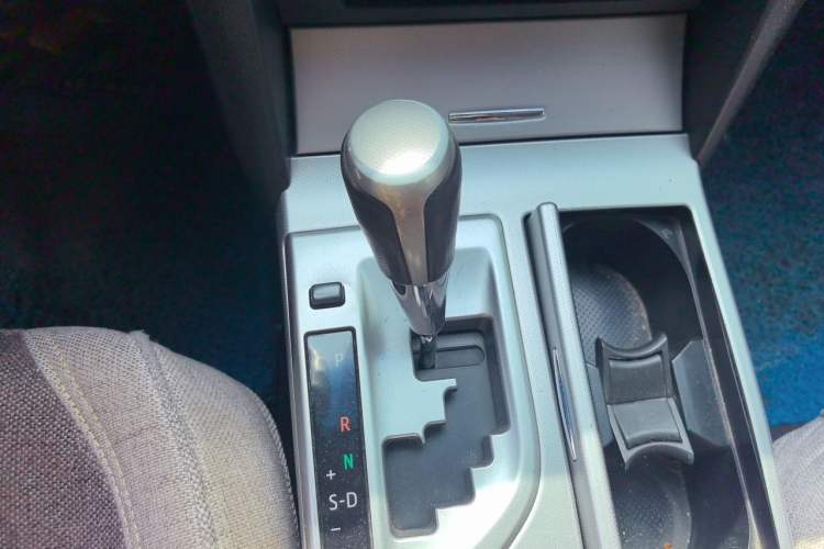 Used Toyota Camry 2013 2.0G Comfort Edition Gear Lever