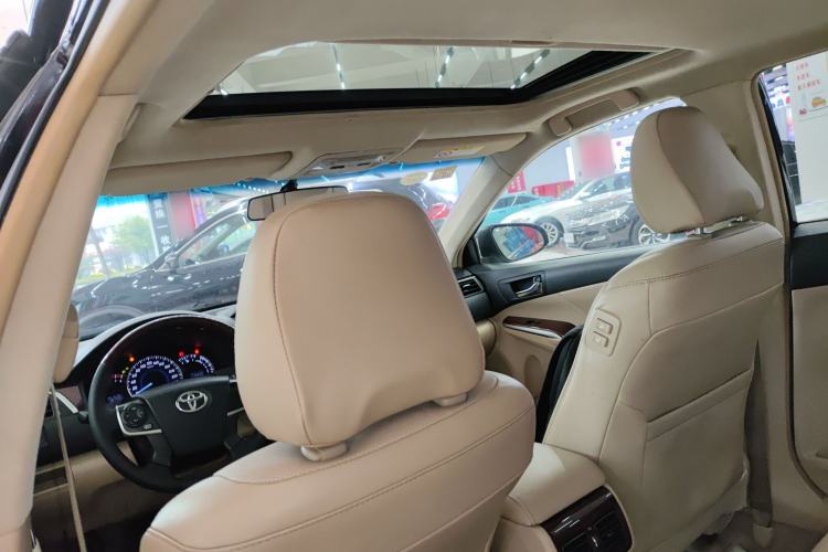 Used Toyota Camry 2013 2.0G Comfort Edition Headliner