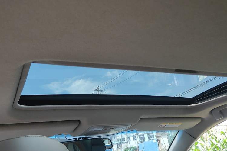 Used Toyota Camry 2013 200G Classic Luxury Edition Headliner