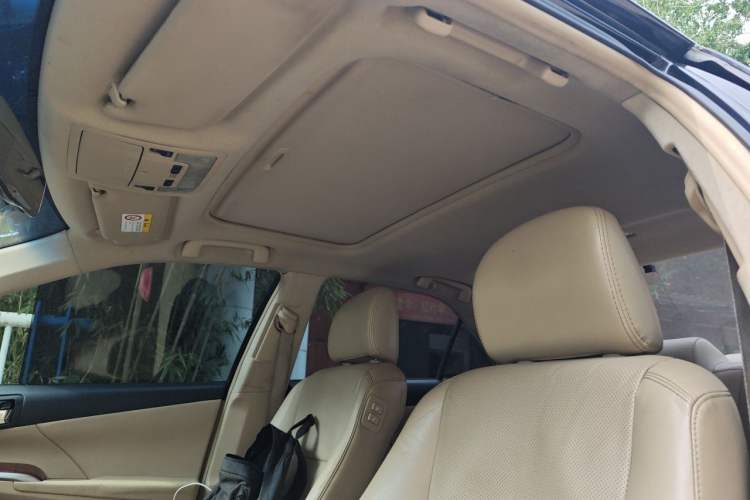 Used Toyota Camry 2013 2.0G Comfort Edition Headliner