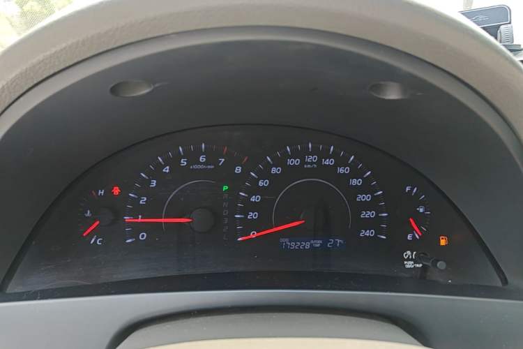 Used Toyota Camry 2013 200E Classic Elite Edition Instrument Cluster